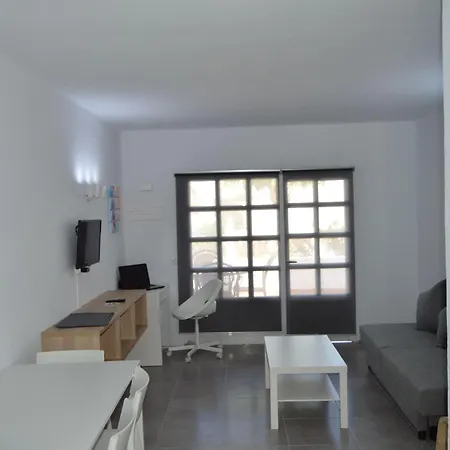 Lägenhet Fuer 5 Personen Ca- 65 M² In Puerto Del Carmen- Lanzarote - Suedkueste Von Lan By Interhome *