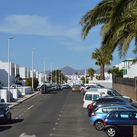 Fuer 5 Personen Ca- 65 M² In Puerto Del Carmen- Lanzarote - Suedkueste Von Lan By Interhome Apartamento
