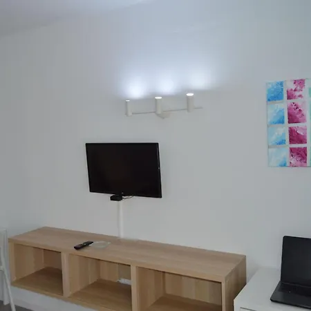 Fuer 5 Personen Ca- 65 M² In Puerto Del Carmen- Lanzarote - Suedkueste Von Lan By Interhome 푸에르토 델 카르멘