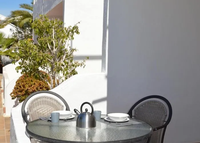 Fuer 5 Personen Ca- 65 M² In Puerto Del Carmen- Lanzarote - Suedkueste Von Lan By Interhome Apartment *