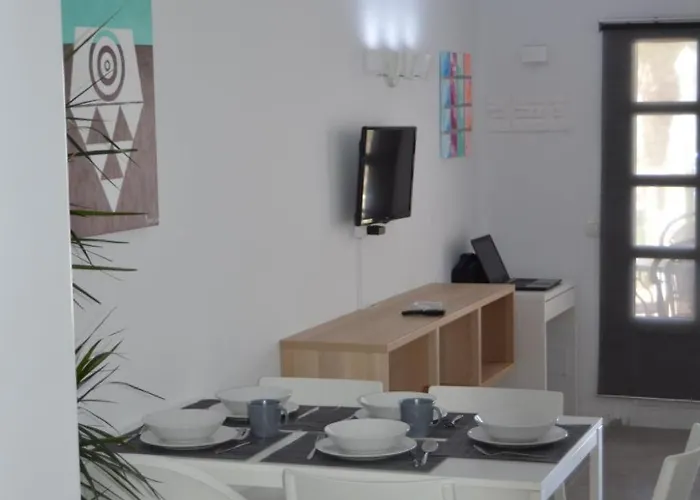 Fuer 5 Personen Ca- 65 M² In Puerto Del Carmen- Lanzarote - Suedkueste Von Lan By Interhome Apartamento *