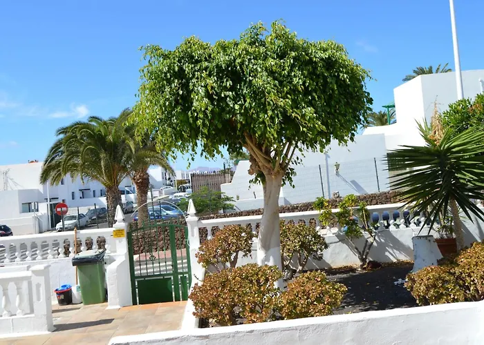Fuer 5 Personen Ca- 65 M² In Puerto Del Carmen- Lanzarote - Suedkueste Von Lan By Interhome Apartment
